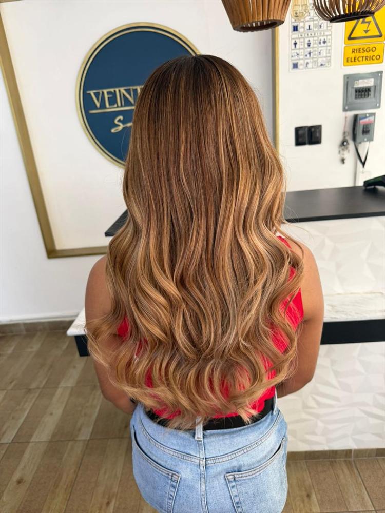 Resultado de balayage de Mariana